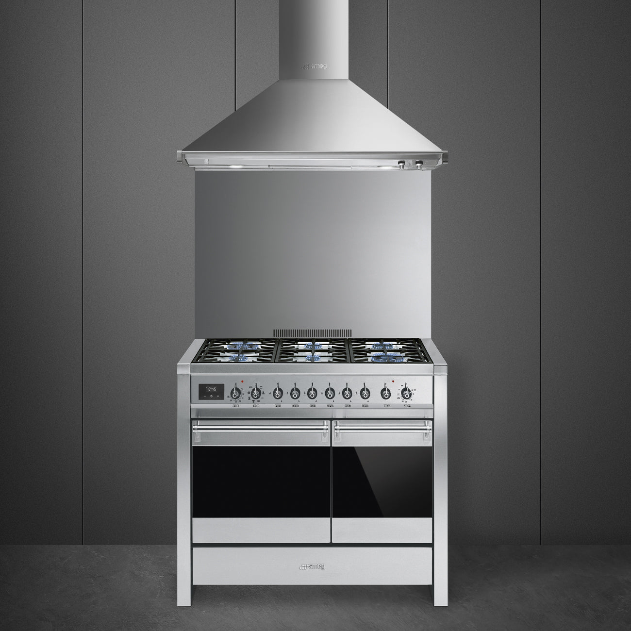 Smeg A2-81